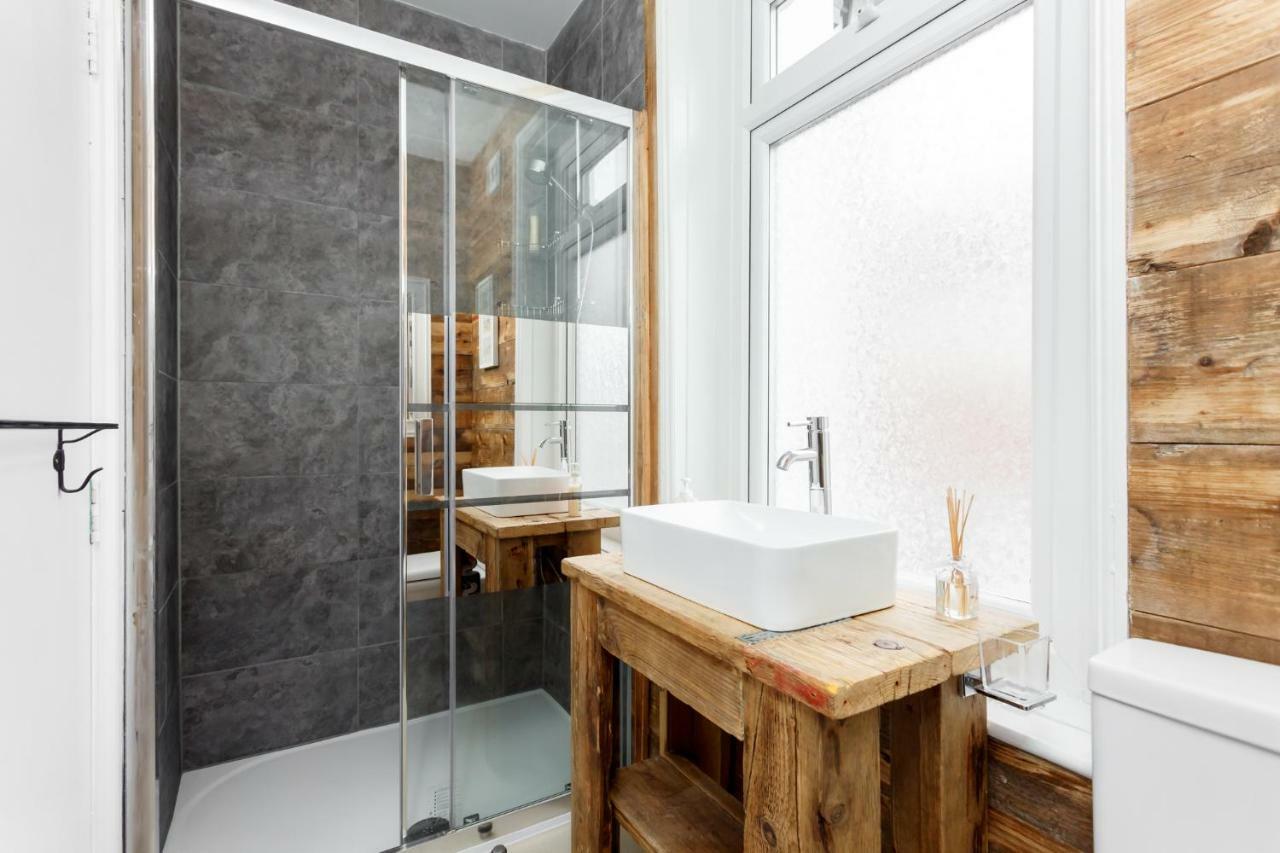Stylish Town Centre Apartment Close To Beach And Shops Bournemouth Ngoại thất bức ảnh